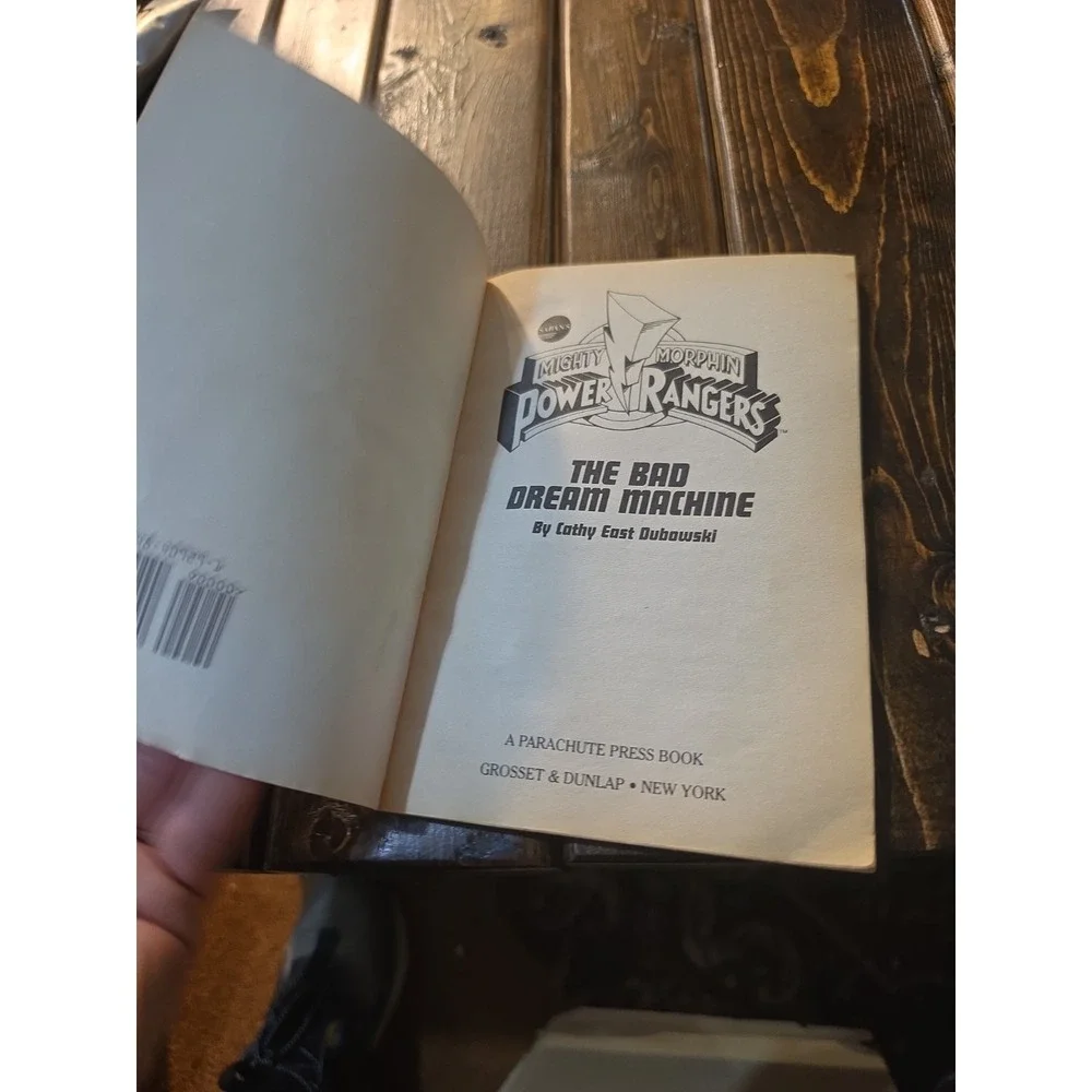 MIGHTY MORPHIN POWER‎ RANGERS THE BAD DREAM MACHINE 1994 paperback